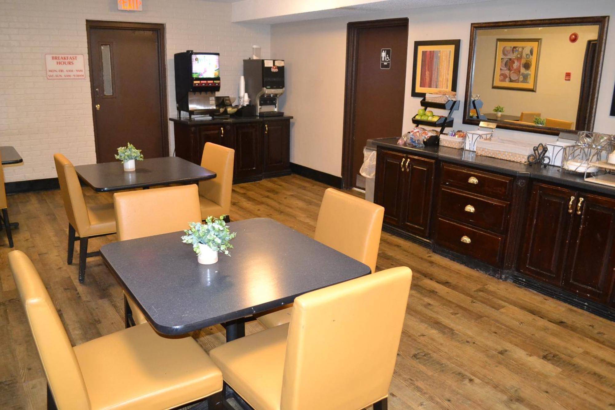 Dayspring Extended Stay Ґрінсборо Екстер'єр фото