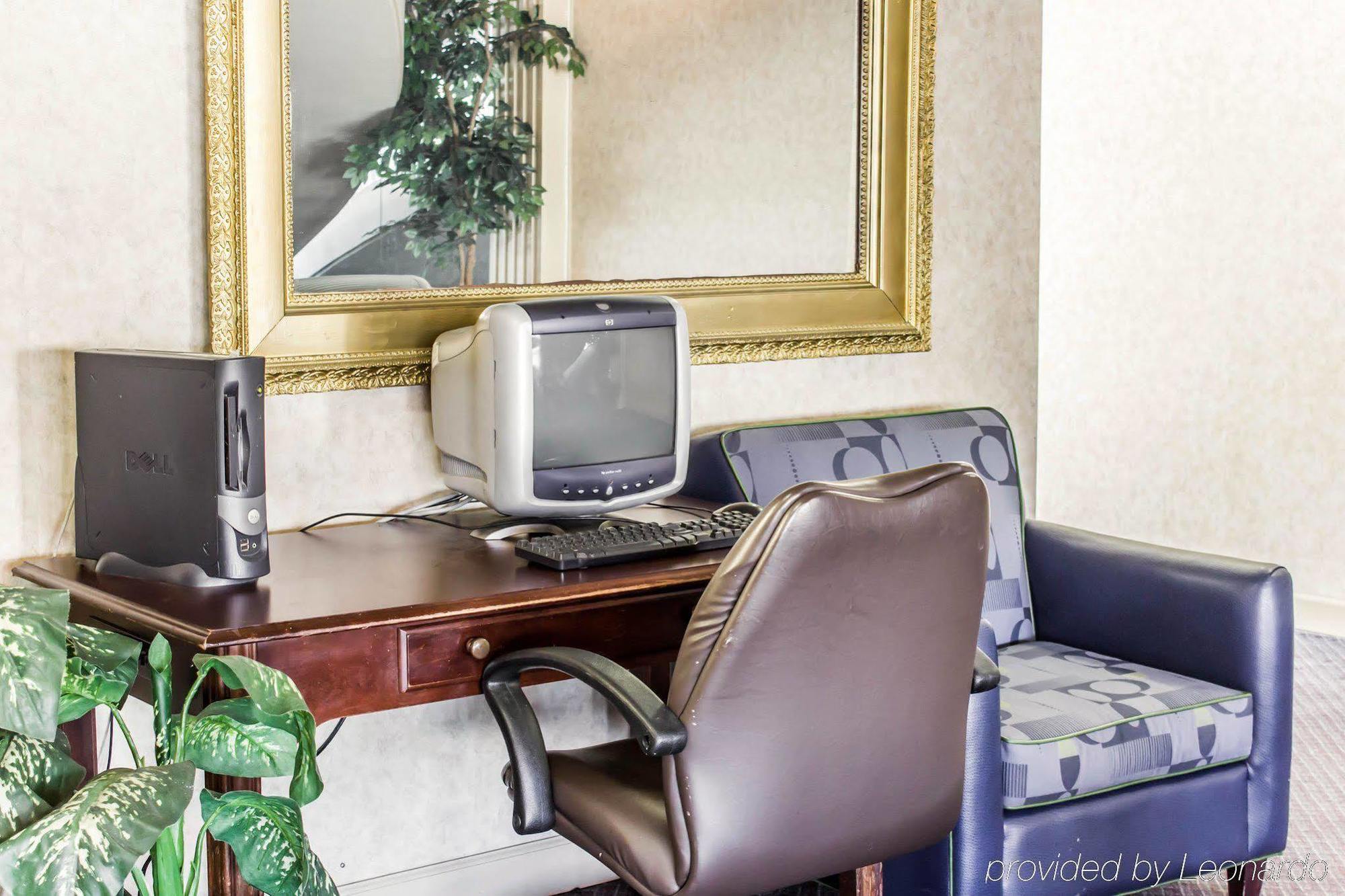 Dayspring Extended Stay Ґрінсборо Екстер'єр фото